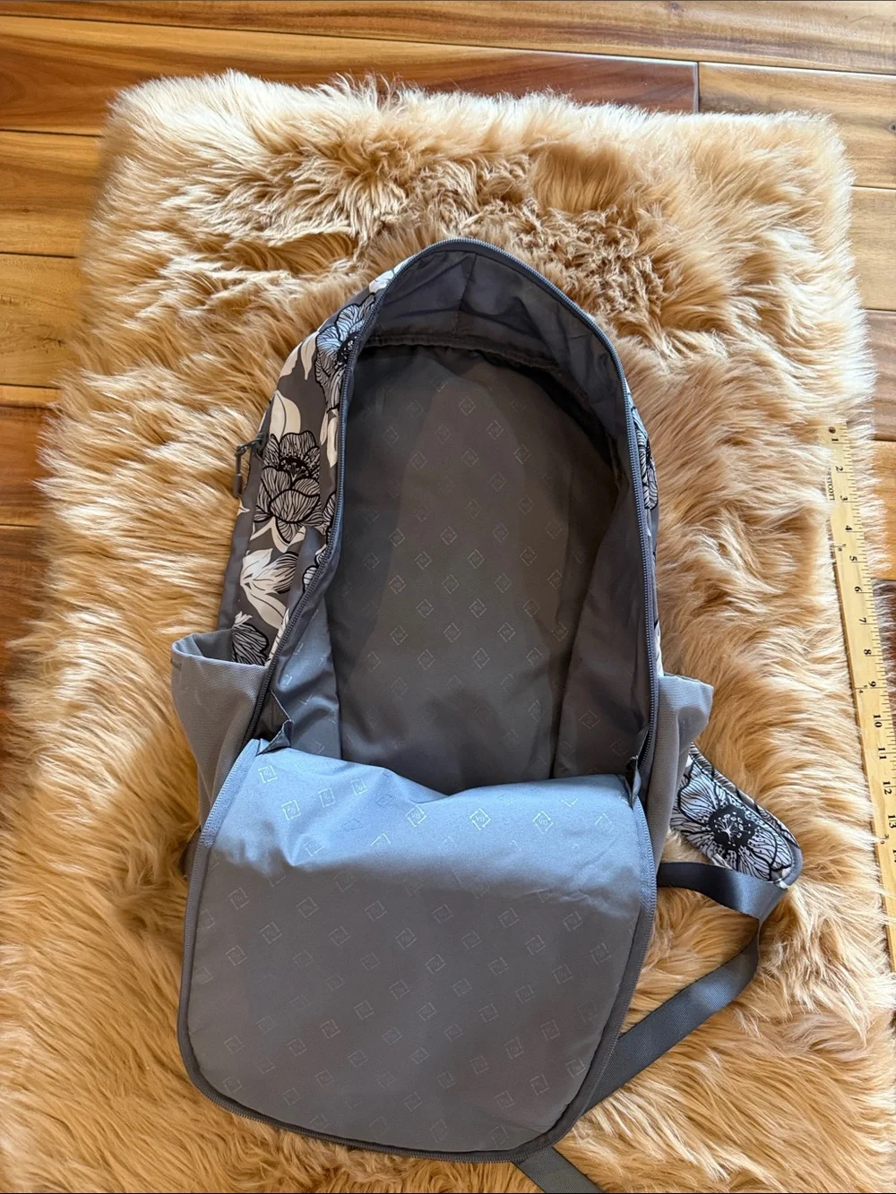 Vera Bradley Lighten Up Essential Large Backpack NWOT